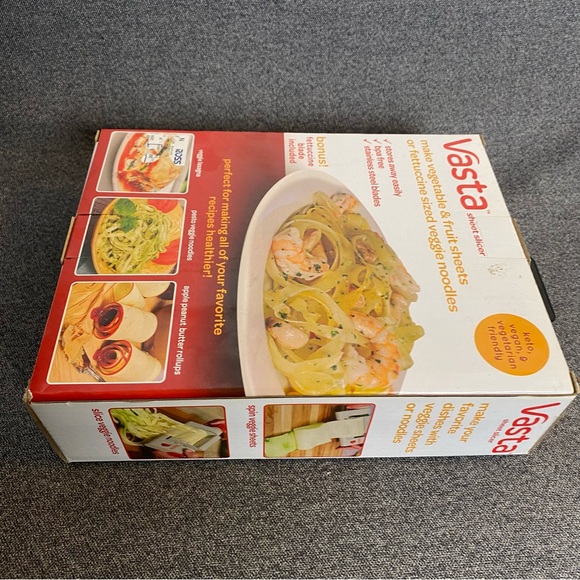 Vasta Vegetable Slicer Sheet Slicer Spin & Slice Veggie & Fruit Fettucine Blade - Picture 5 of 10